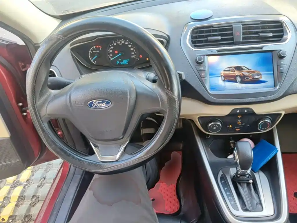 Ford Escort — миниатюра 10