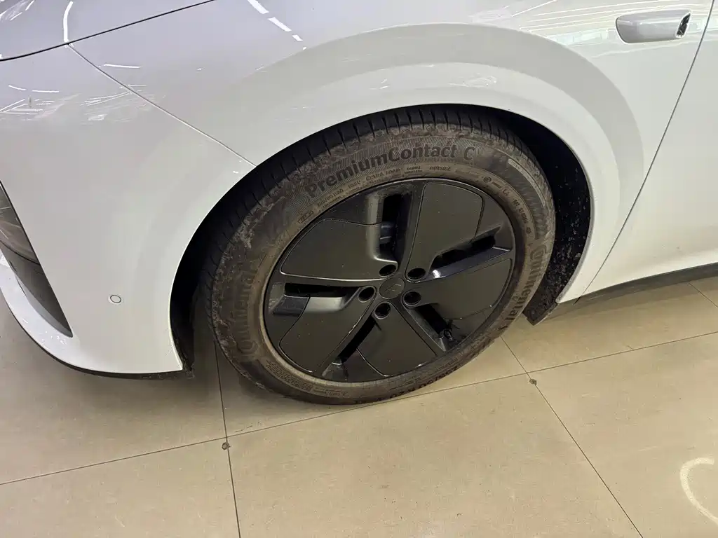 Li Auto Li i8 — миниатюра 10