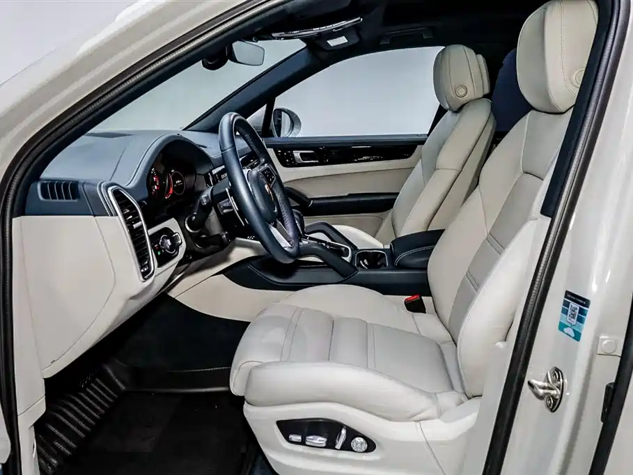 Porsche Cayenne 2019 Cayenne 3.0T