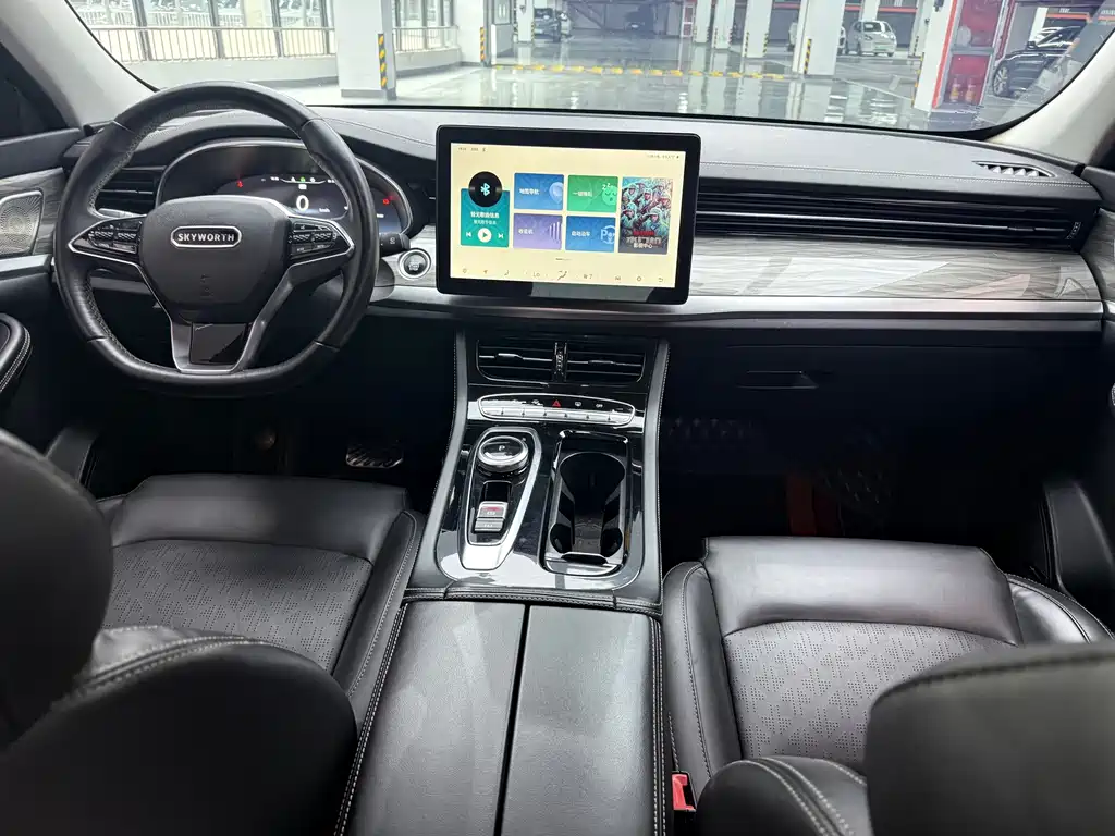Skyworth EV6 — миниатюра 8