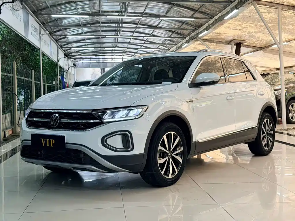 Volkswagen T-Roc — миниатюра 10