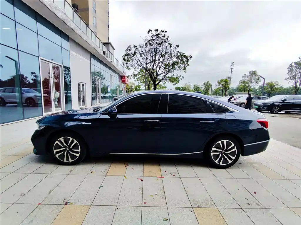 Honda Inspire — миниатюра 3