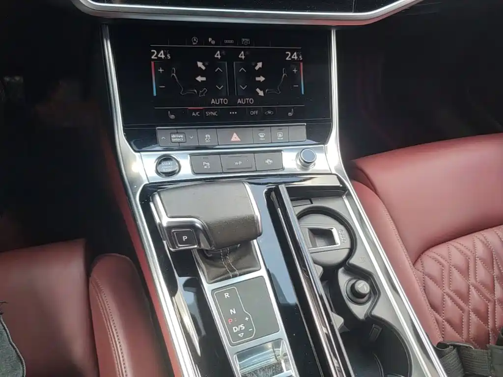 Audi A7L — миниатюра 19
