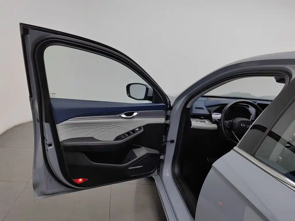 Geely Xingrui — миниатюра 8