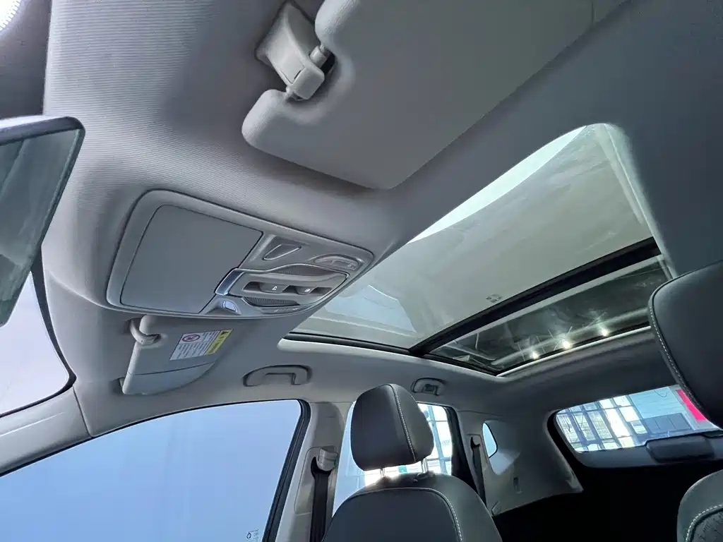 Roewe RX5 — миниатюра 18