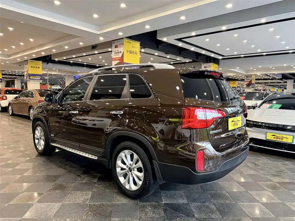 Kia Sorento — миниатюра 12