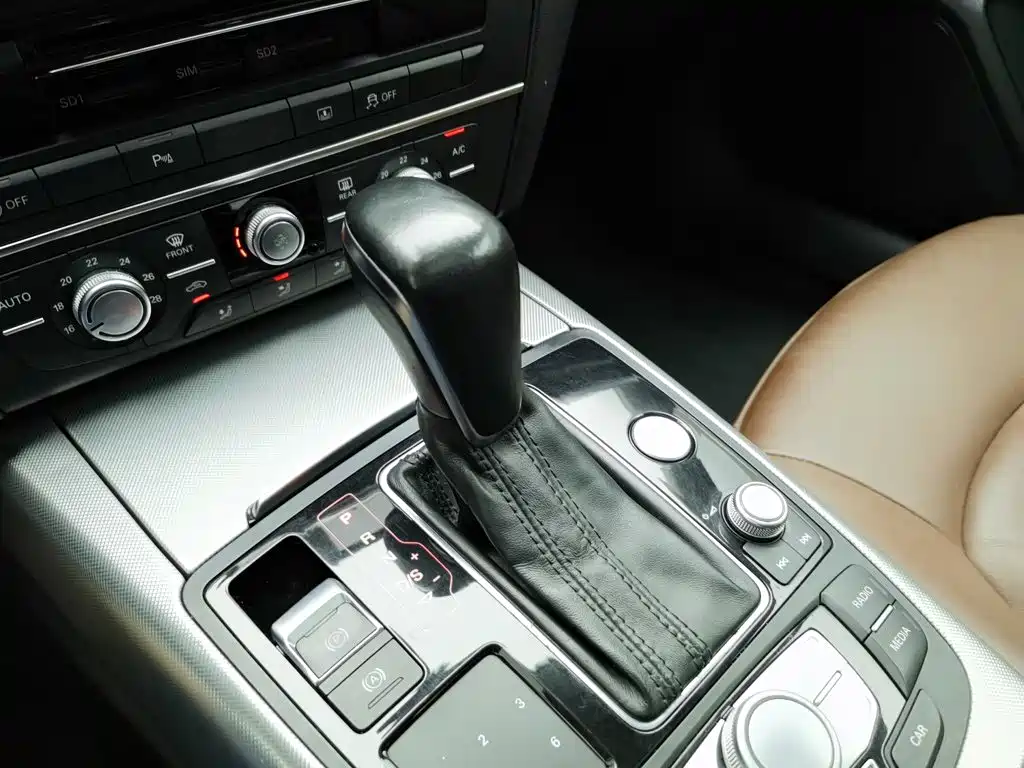 Audi A6L — миниатюра 13