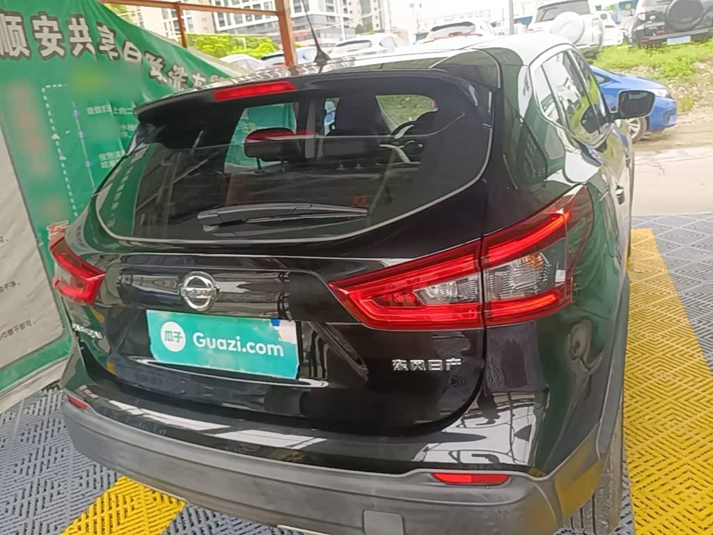 Nissan Qashqai 2.0 л 2022 г. Чёрный, пробег 39000 км