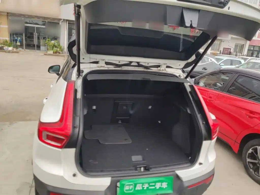 Volvo XC40 NEV — миниатюра 19