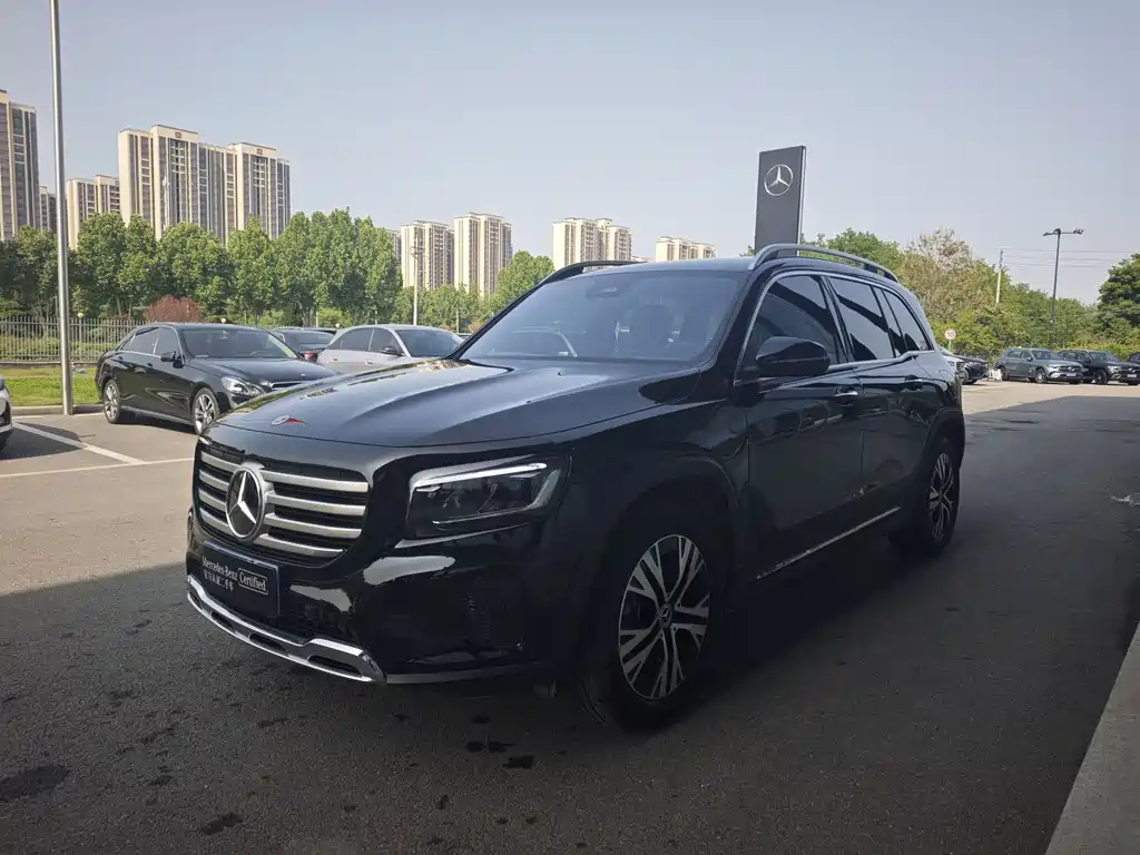Mercedes-Benz GLB 2025