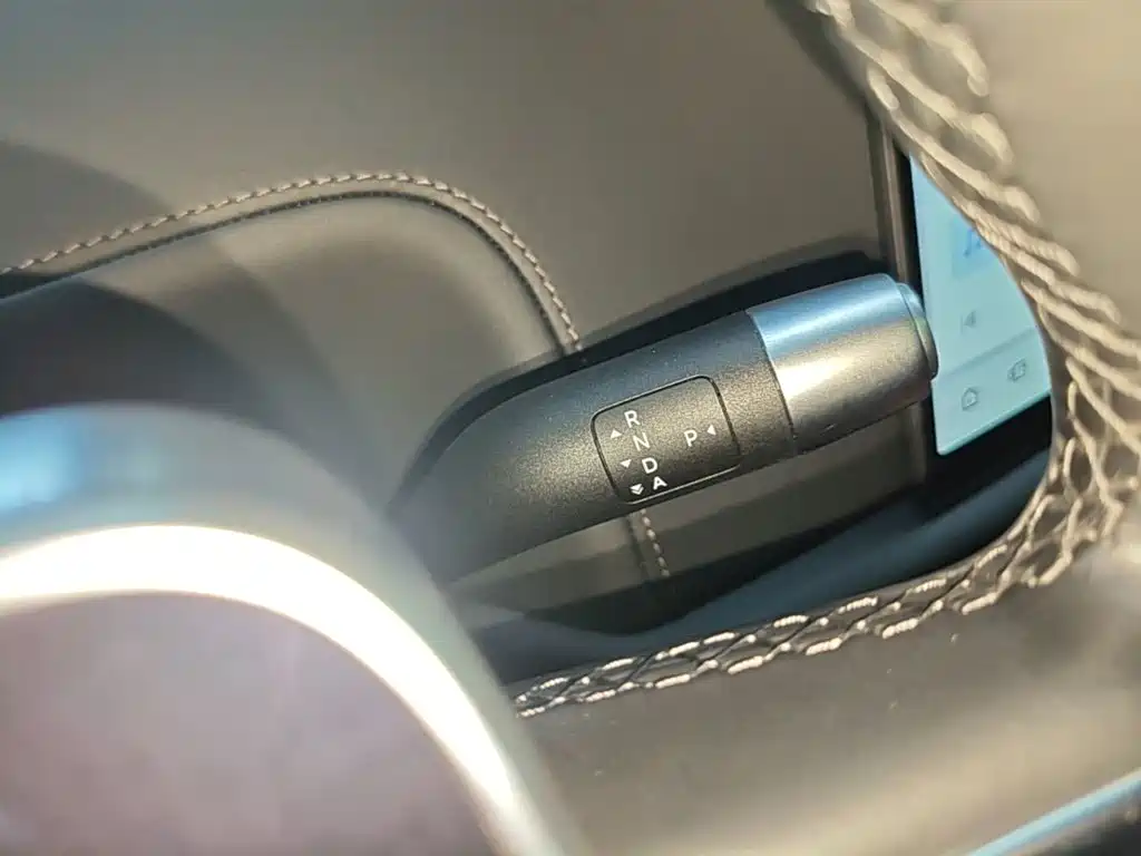 Li Auto Li L9 — миниатюра 14