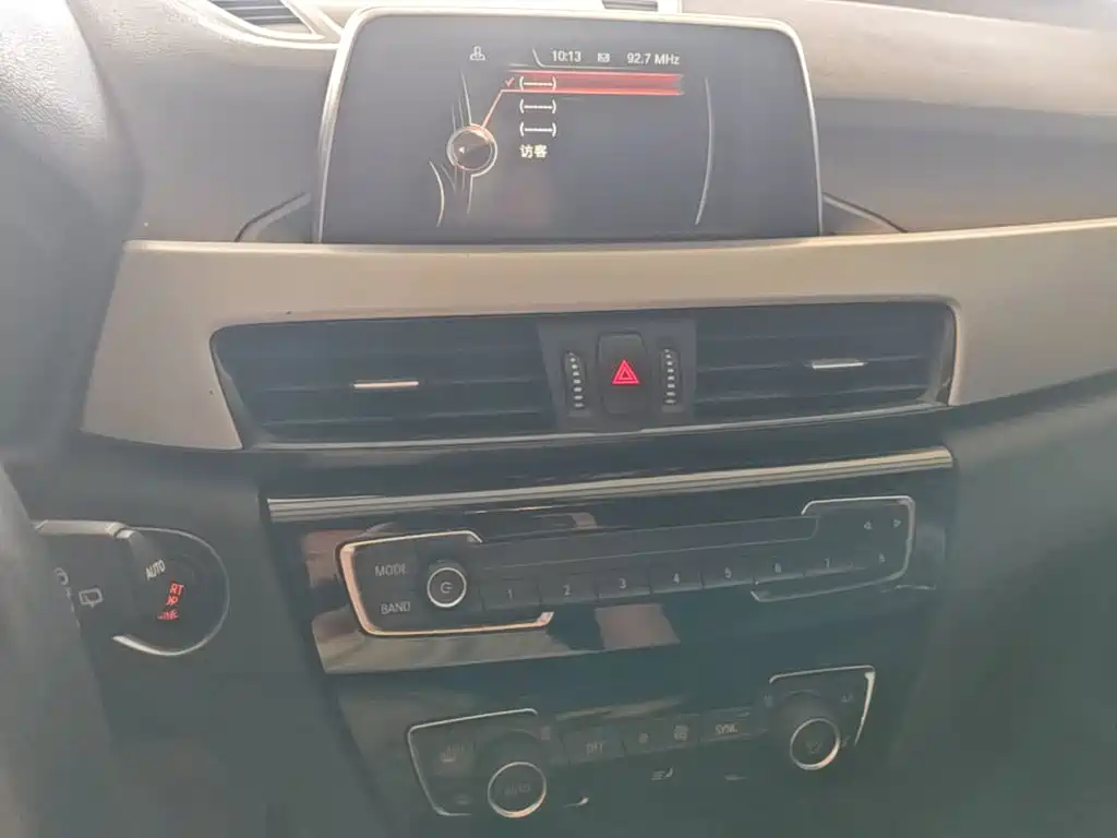 BMW X1 — миниатюра 13