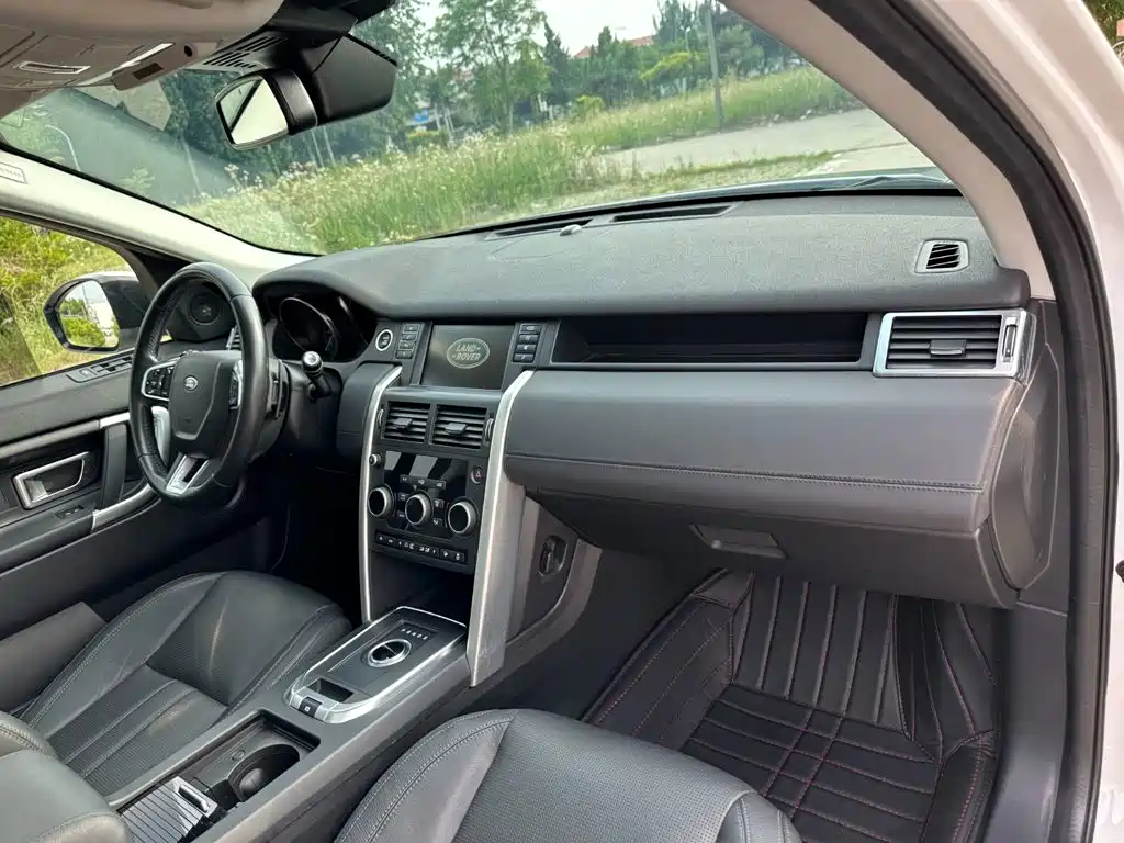 Land Rover Discovery Sport — миниатюра 18