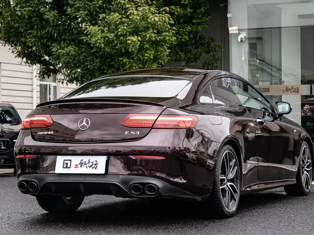 MERCEDES-BENZ E CLASS AMG