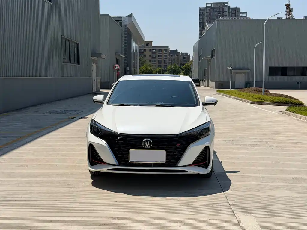 Changan Eado — миниатюра 2
