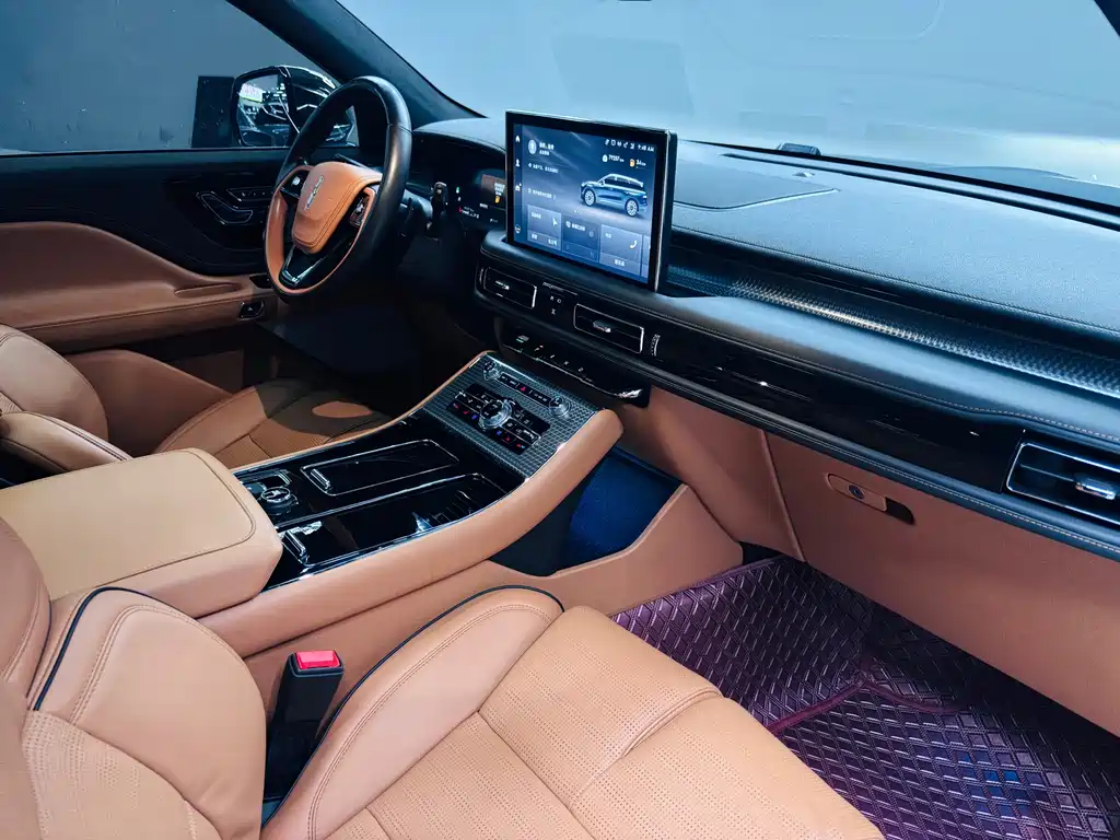 Lincoln Aviator — миниатюра 16