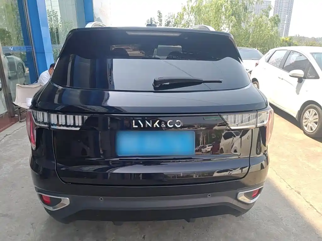 Lynk & Co 01 — миниатюра 6