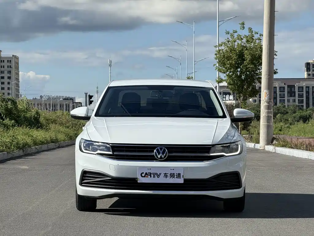 Volkswagen Bora — миниатюра 2