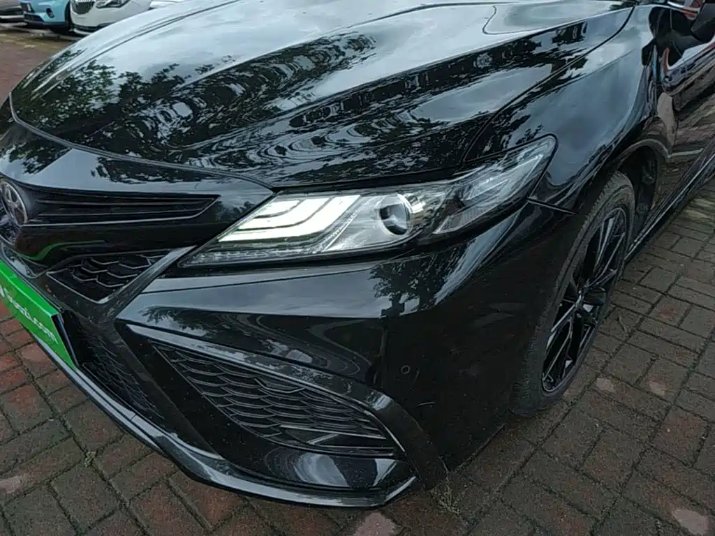 Toyota Camry — миниатюра 24