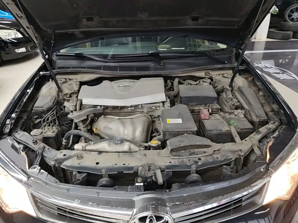Toyota Camry — миниатюра 20