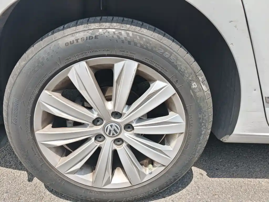 Volkswagen Bora — миниатюра 10