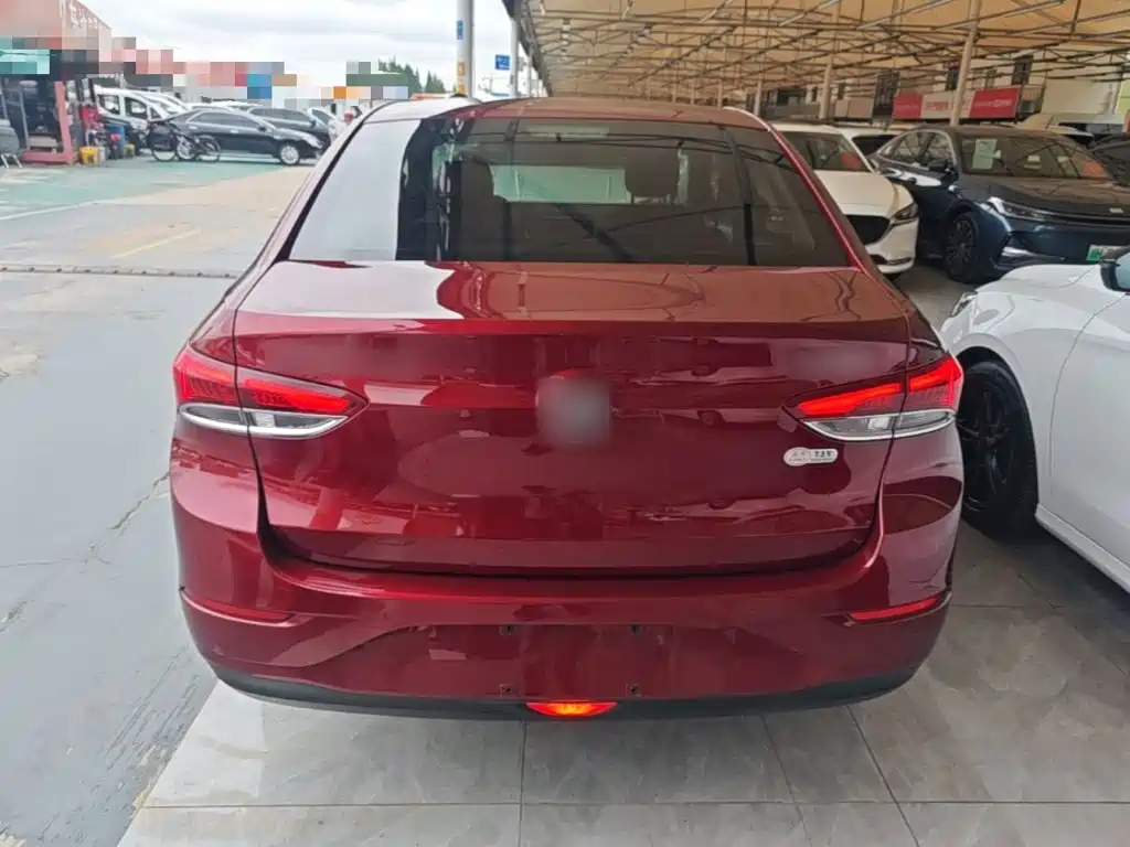 Buick Excelle — миниатюра 6