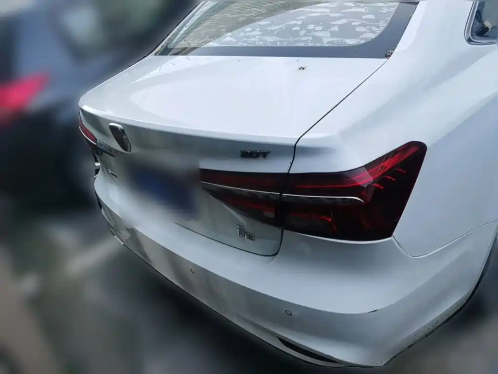 Roewe i6 Classic — миниатюра 8