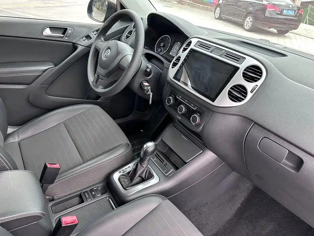 Volkswagen Tiguan — миниатюра 10