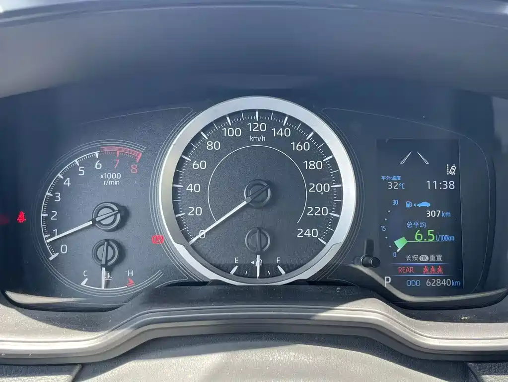 Toyota Corolla — миниатюра 17