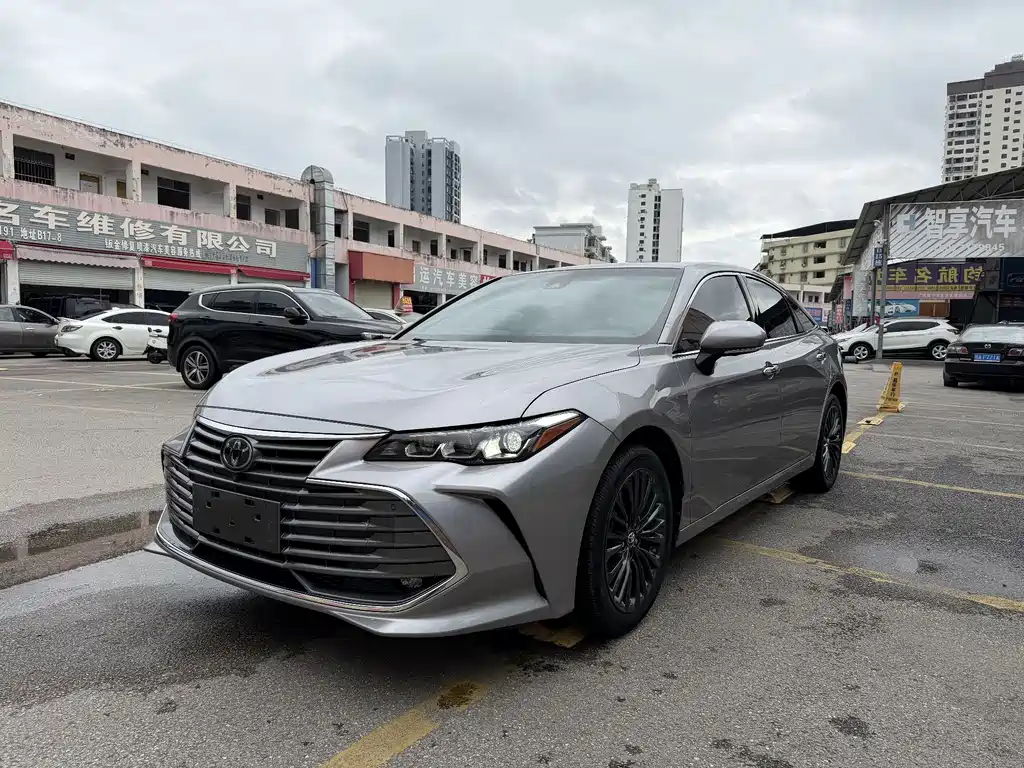 Toyota Avalon 2021
