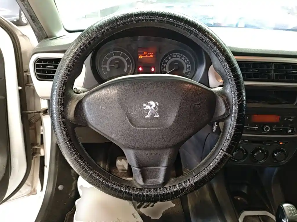 Peugeot 301 — миниатюра 11