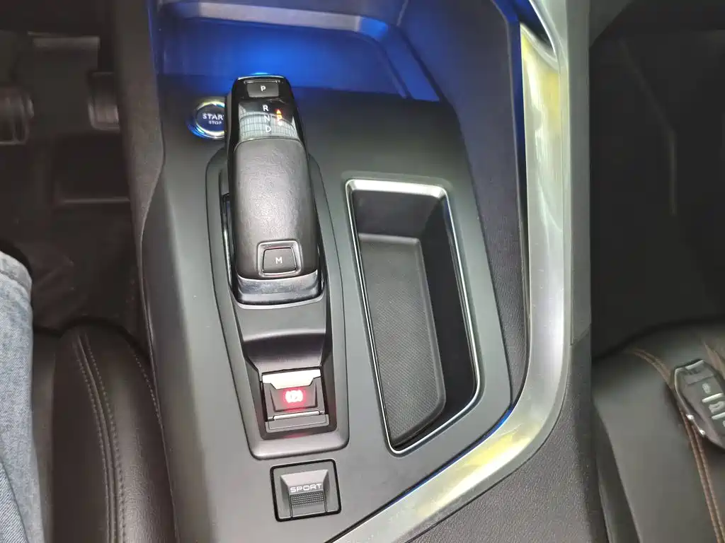Peugeot 4008 — миниатюра 14