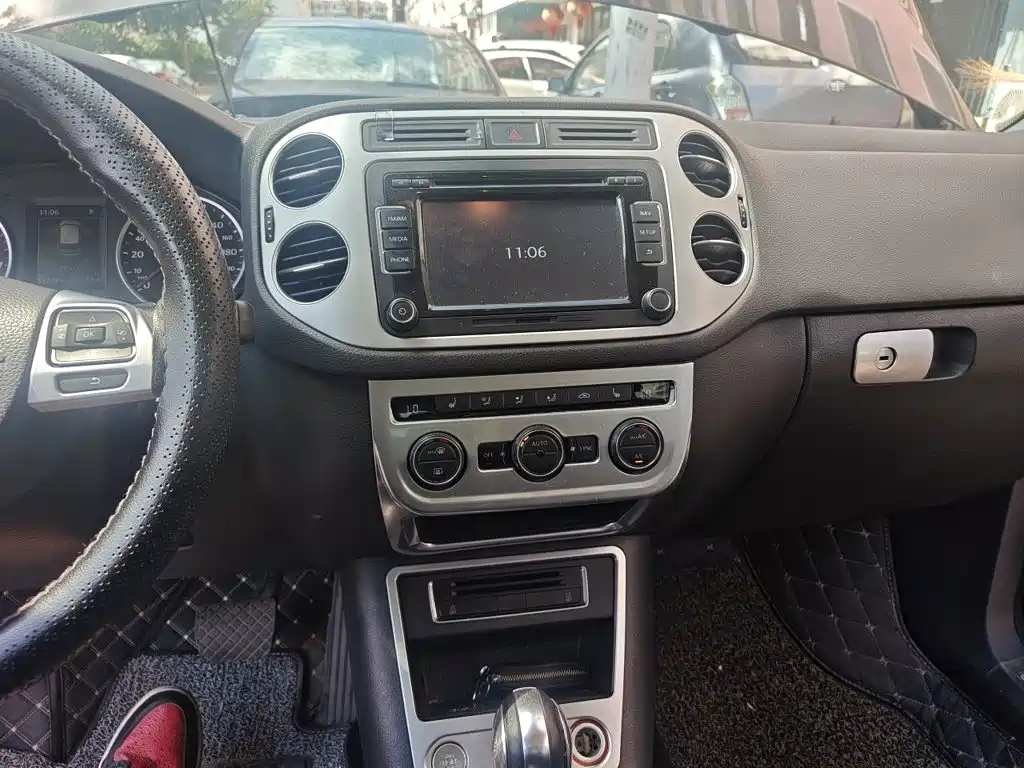 Volkswagen Tiguan — миниатюра 14