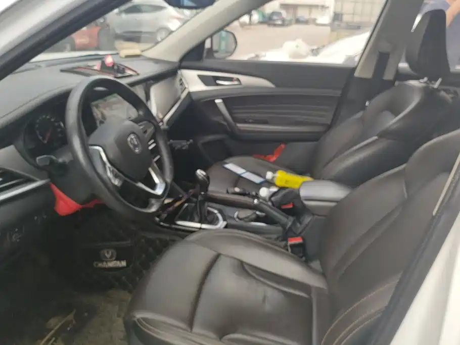 Changan CS35PLUS — миниатюра 9