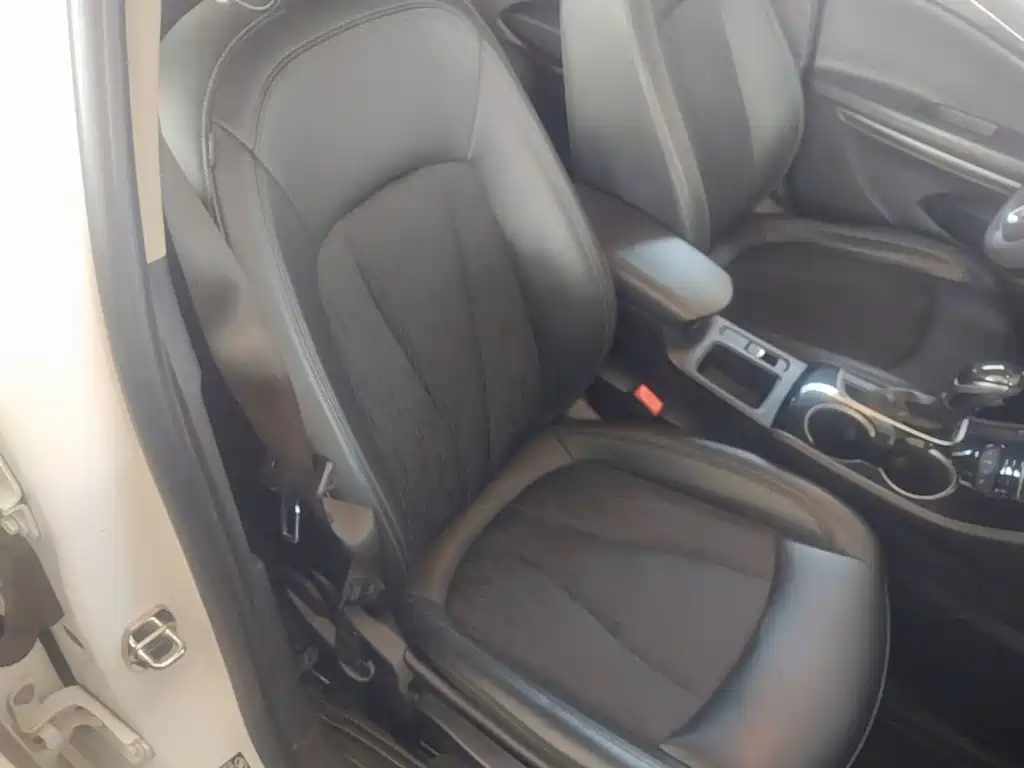 Buick Verano — миниатюра 25
