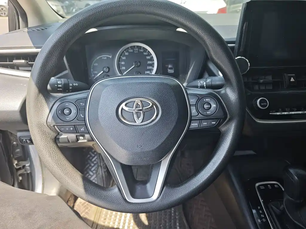 Toyota Corolla — миниатюра 5