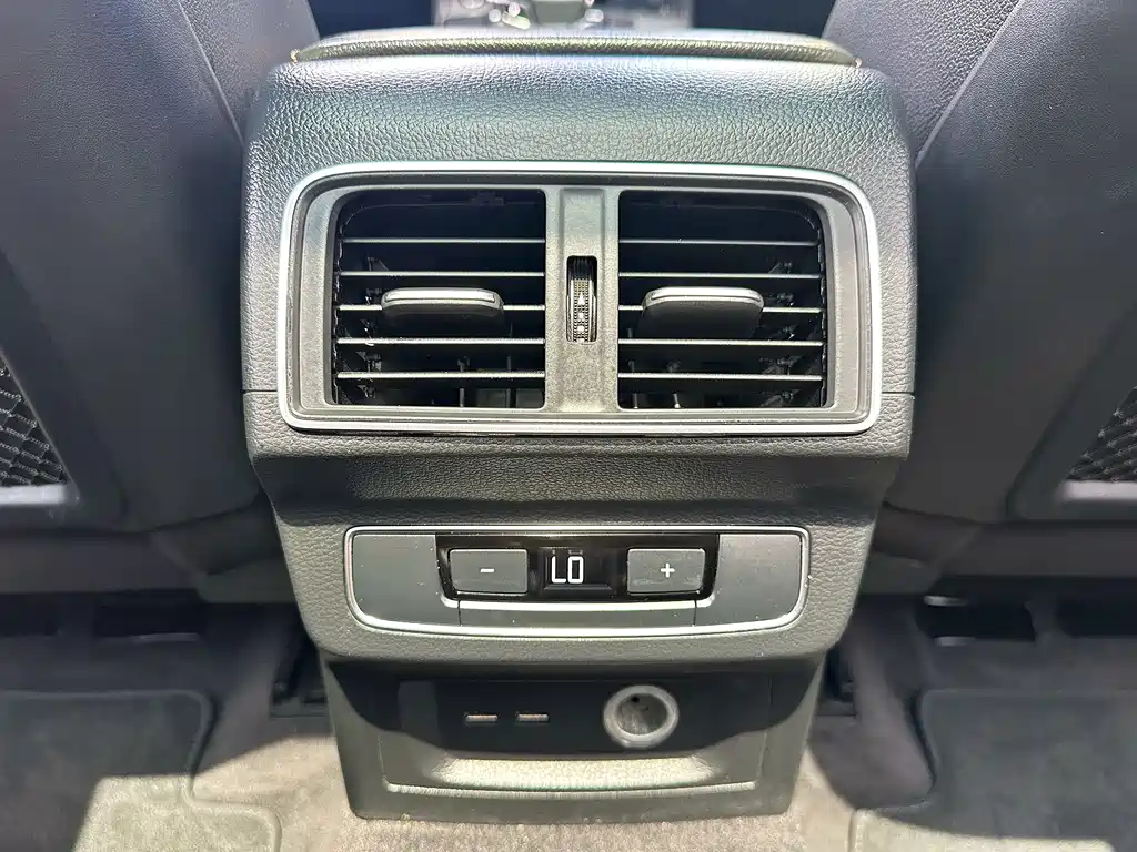 Audi Q5L — миниатюра 22