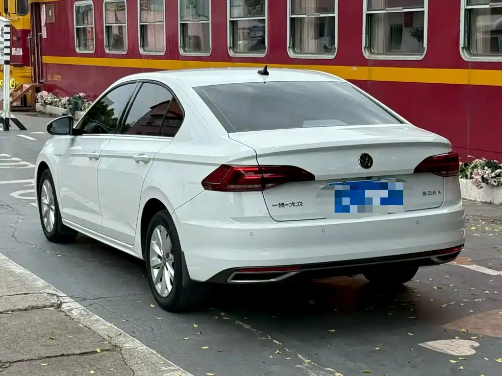 Volkswagen Bora — миниатюра 9