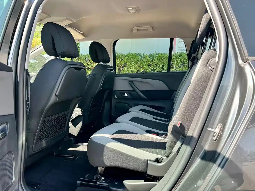 Citroen C4 Picasso — миниатюра 6