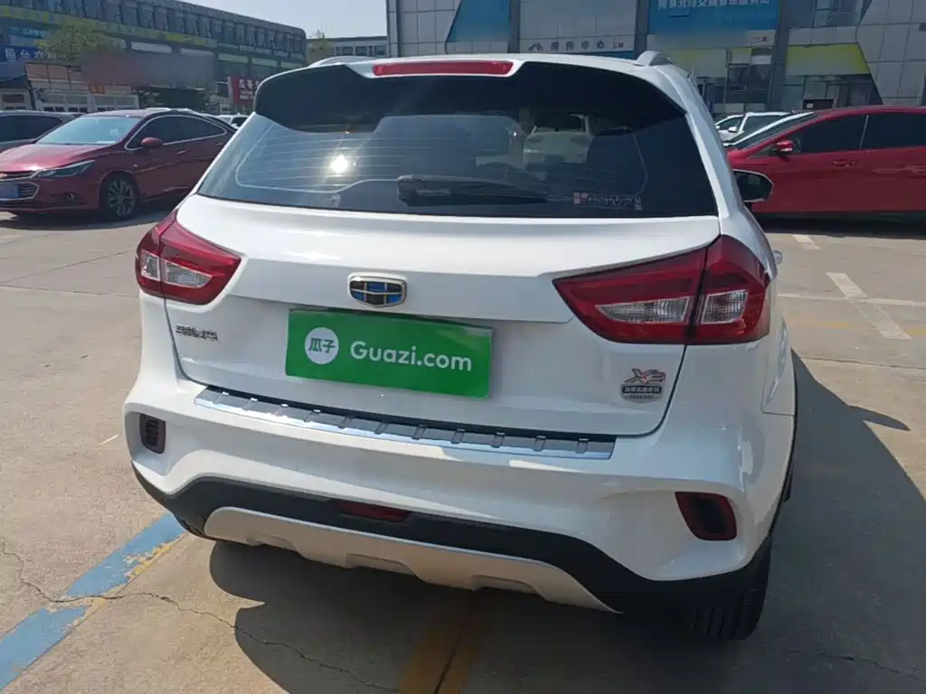 Geely Vision X3 — миниатюра 6