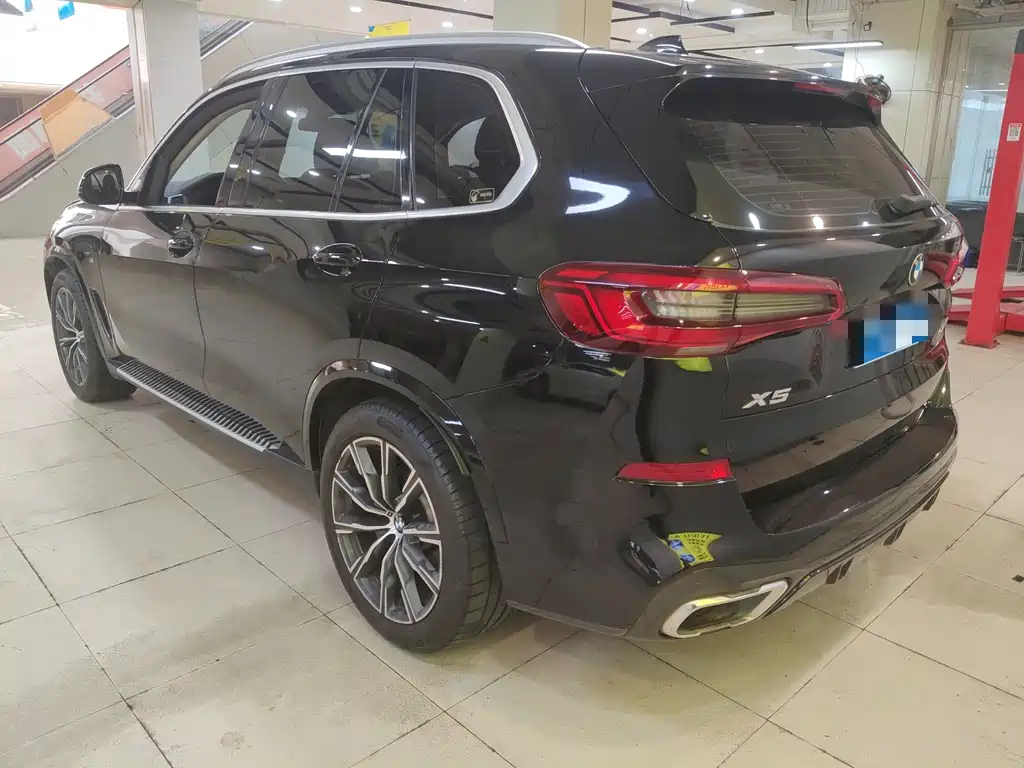 BMW X5 (Import) — миниатюра 4