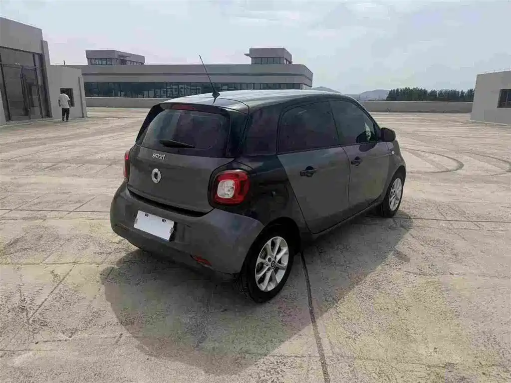 smart Smart Forfour — миниатюра 7