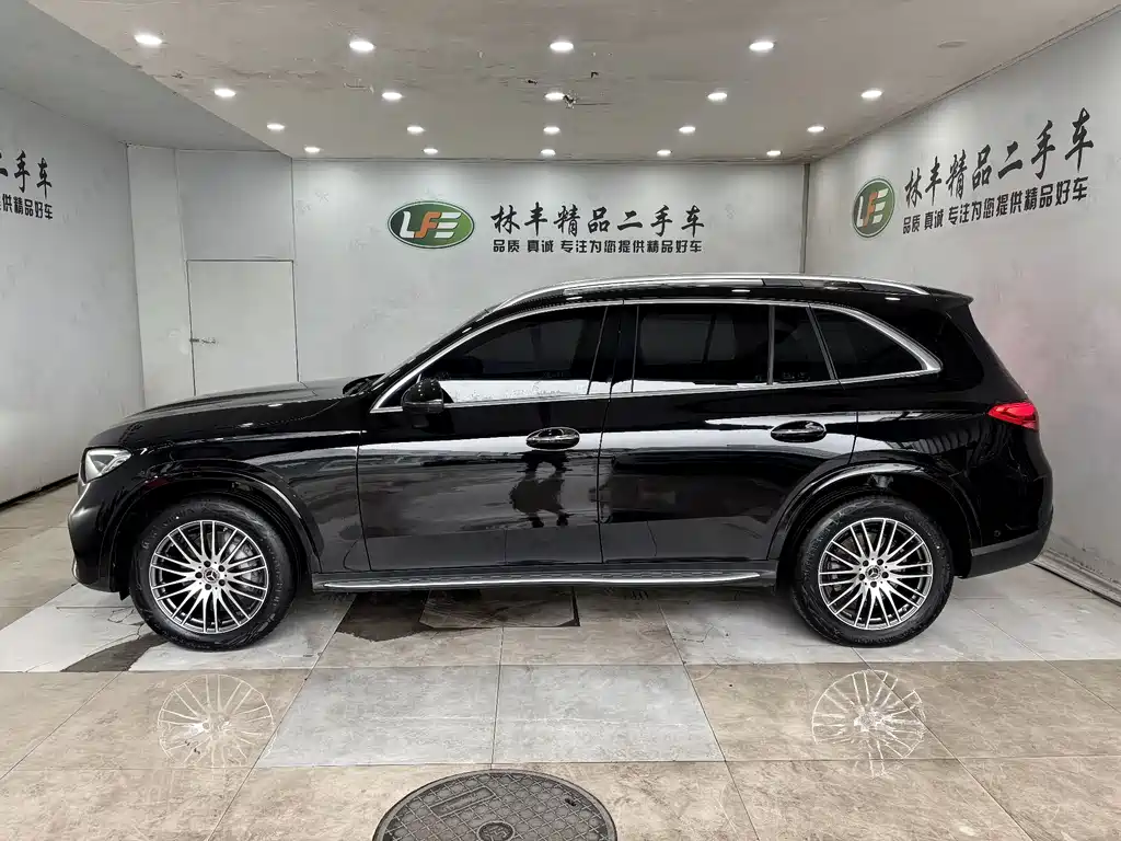 Mercedes-Benz GLC 2026 GLC 300 L 4MATIC 5 мест