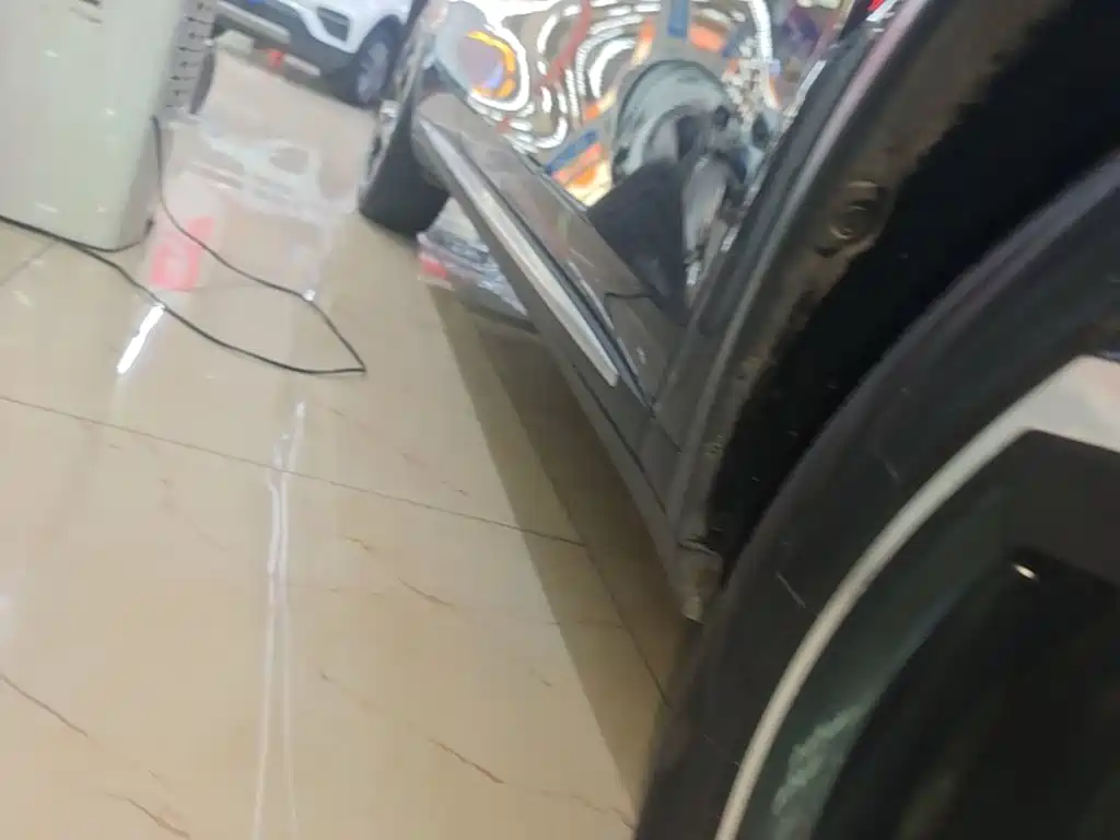BYD Tang New Energy — миниатюра 21