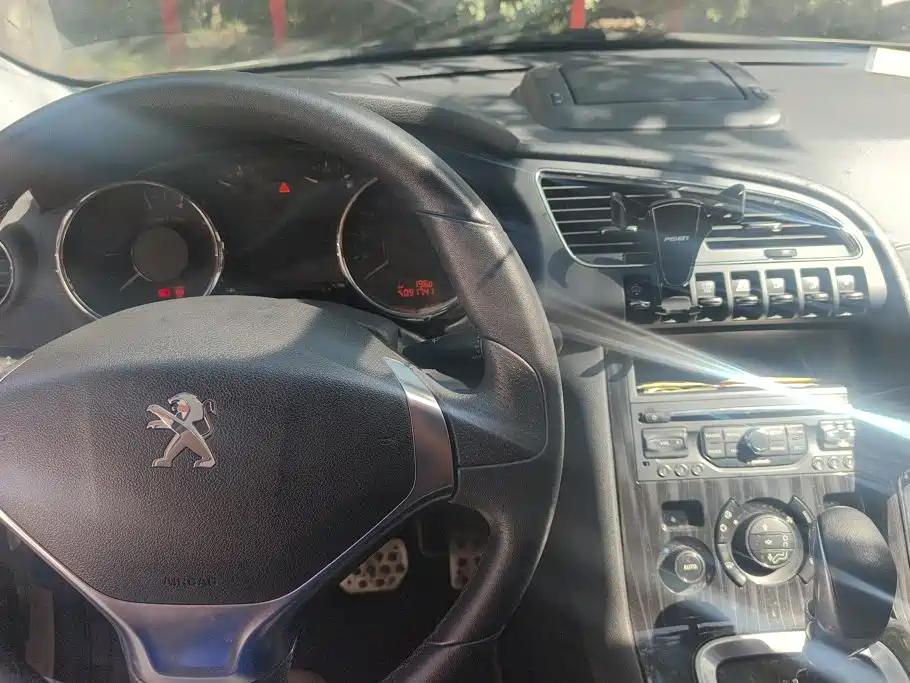 Peugeot 3008 — миниатюра 12