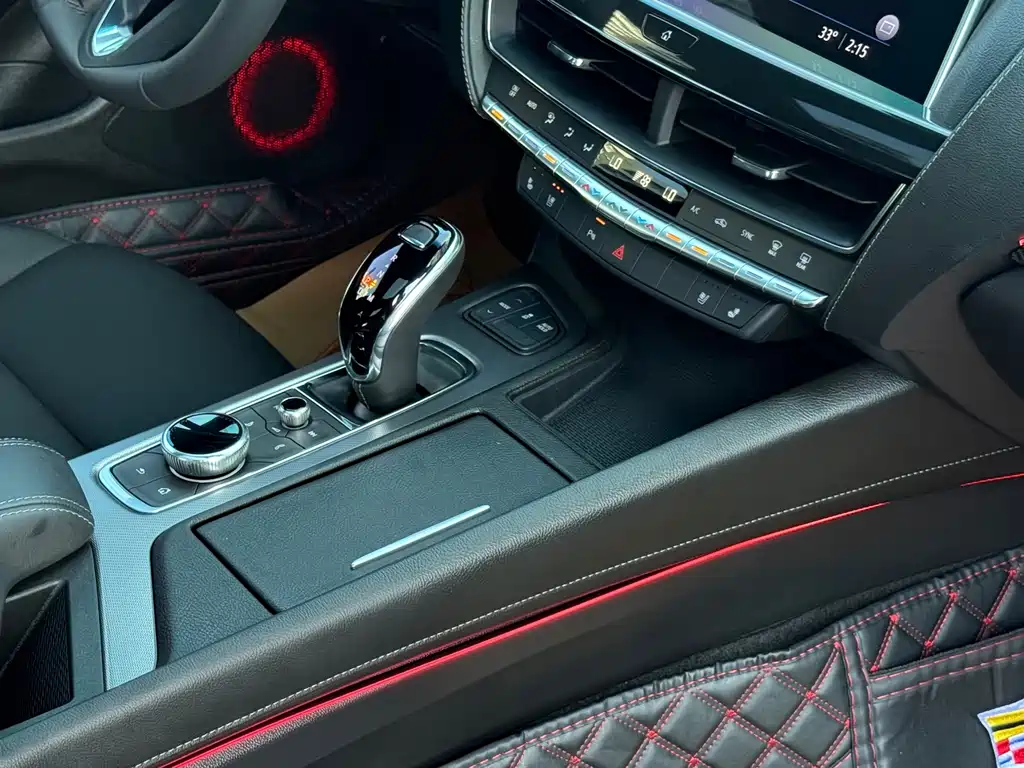 Cadillac CT5 — миниатюра 14