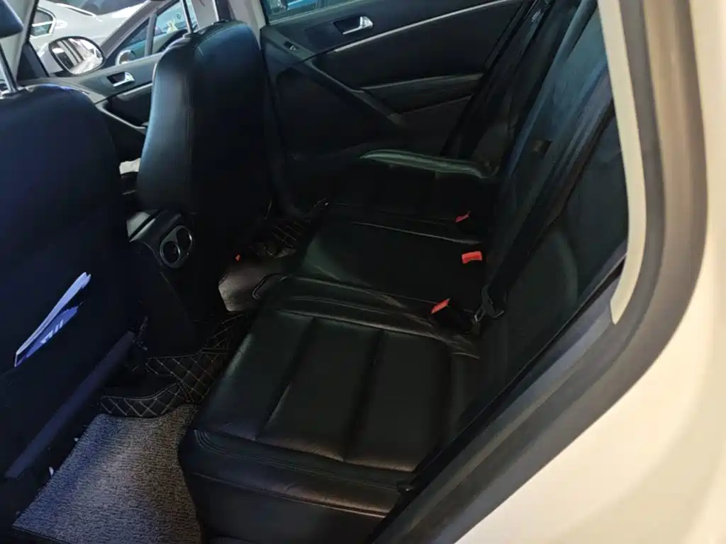 Volkswagen Tiguan — миниатюра 17