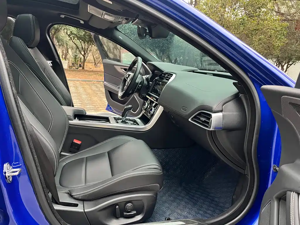 Jaguar XEL — миниатюра 9