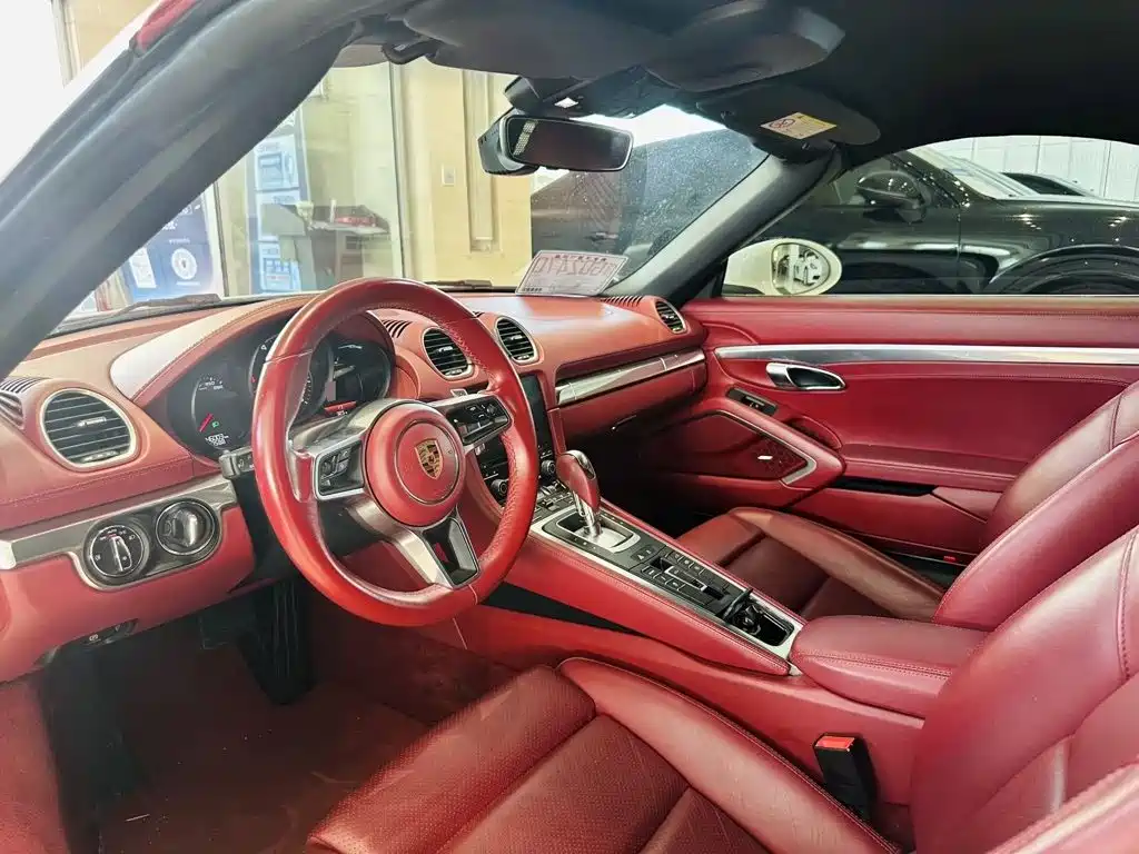 Porsche 718 2022 Boxster 2.0T