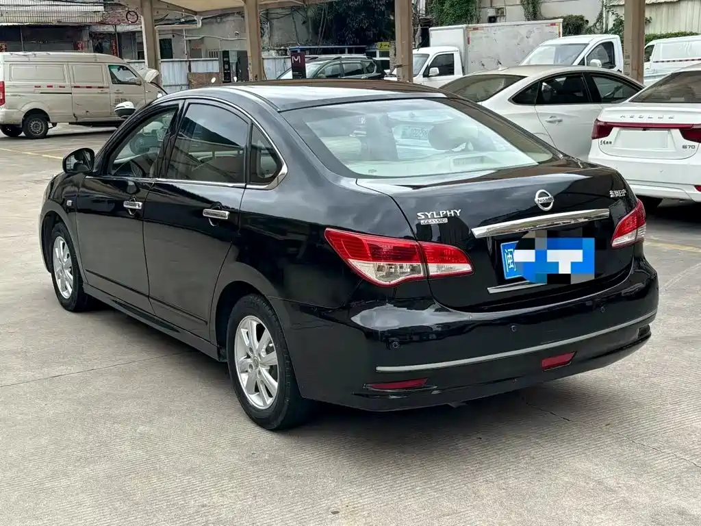 Nissan Sylphy — миниатюра 6